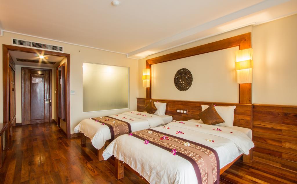 Royal Empire Premium Hotel Siem Reap Ruang foto